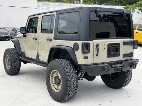 Used 2017 Jeep Wrangler Unlimited Sport w/ Quick Order Package 24S AWD/4WD image 6