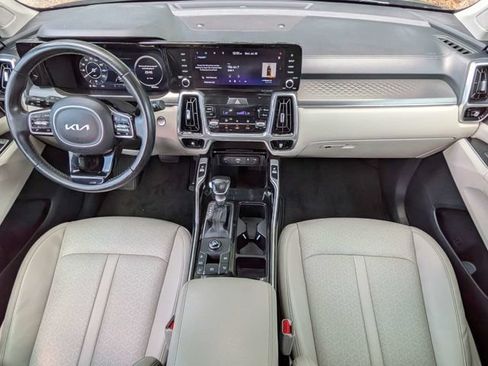 Used 2023 Kia Sorento SX FWD image 19