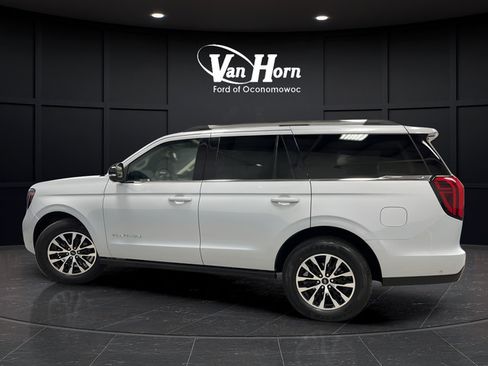 Used 2025 Ford Expedition Platinum AWD/4WD image 4