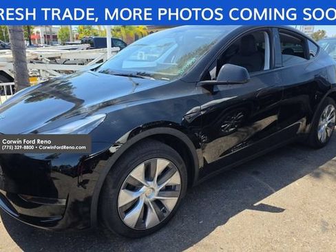 Used 2023 Tesla Model Y Long Range AWD/4WD image 3
