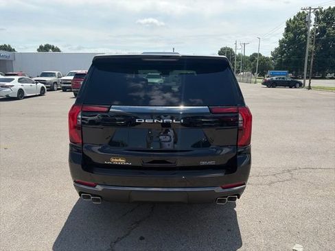 New 2026 GMC Yukon Denali Ultimate w/ LPO, Floor Liner Package AWD/4WD image 5