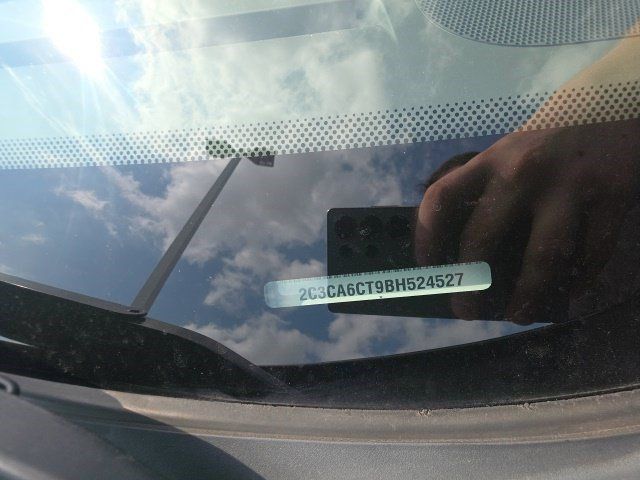 Used 2011 Chrysler 300 C RWD image 13