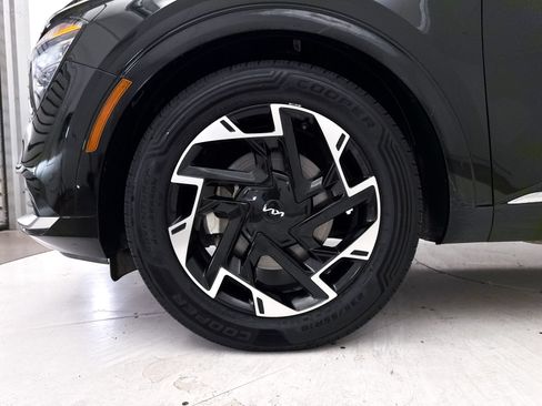 Certified 2023 Kia Sportage SX FWD image 16