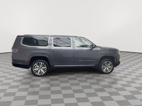 Used 2024 Jeep Grand Wagoneer L Series III AWD/4WD image 42