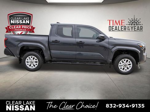 Used 2024 Toyota Tacoma SR RWD image 8