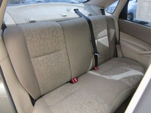 Used 2005 Ford Focus SE image 31