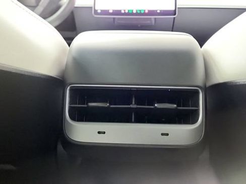 Used 2023 Tesla Model Y Performance AWD/4WD image 69