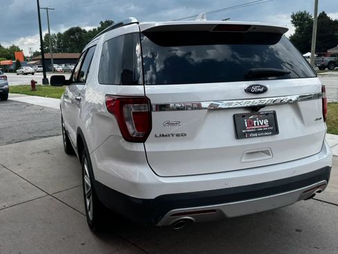 Used 2016 Ford Explorer Limited w/ Equipment Group 301A AWD/4WD image 10
