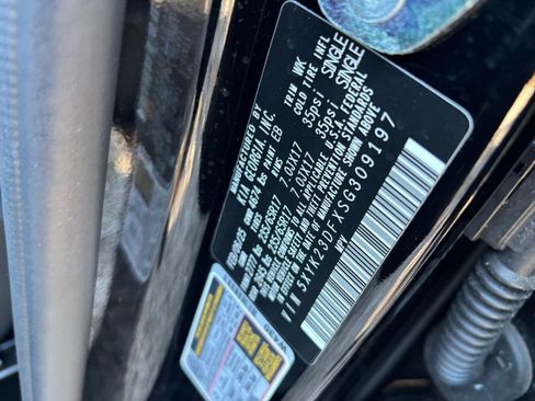 Used 2025 Kia Sportage LX FWD image 29