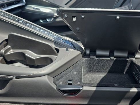 Used 2023 Chevrolet Corvette Z06 RWD image 31