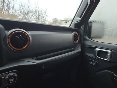 Used 2021 Jeep Gladiator Mojave w/ Trailer Tow Package image 26