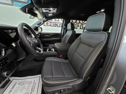Used 2026 GMC Yukon XL Elevation AWD/4WD image 17
