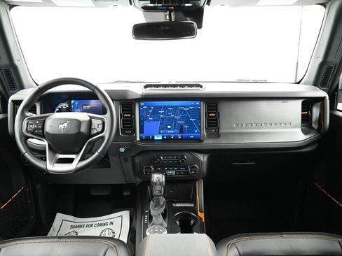 Used 2024 Ford Bronco Badlands image 25