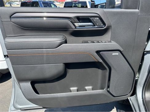 New 2025 GMC Sierra 2500 AT4 w/ AT4 Premium Plus Package image 7