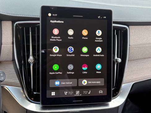 New 2026 Volvo XC90 B6 Ultra w/ Protection Package image 24