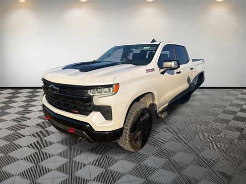 Used 2023 Chevrolet Silverado 1500 LT Trail Boss w/ LT Trail Boss Premium Package AWD/4WD image 1