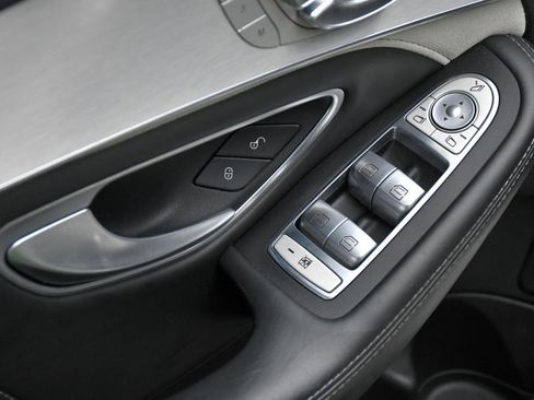 Used 2015 Mercedes-Benz C 63 AMG S image 21