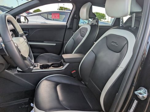 Used 2025 Kia K4 GT-Line w/ GT-Line Premium Package FWD image 25