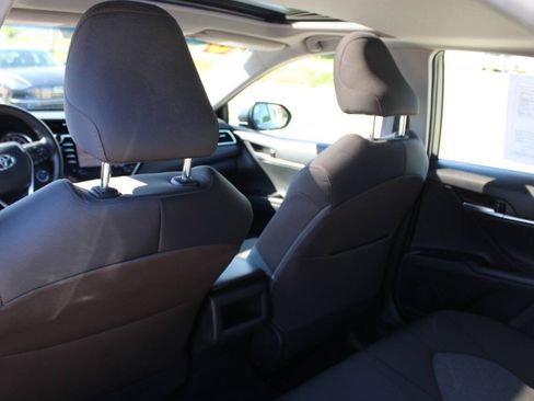 Used 2018 Toyota Camry LE w/ Audio Package FWD image 16