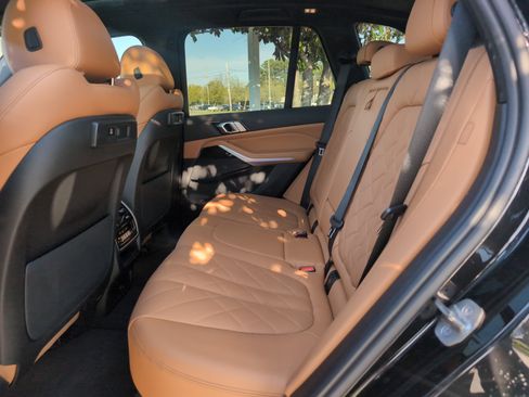 Used 2023 BMW X5 xDrive40i image 29