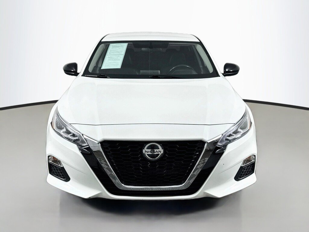 Used 2019 Nissan Altima 2.5 SR FWD image 8
