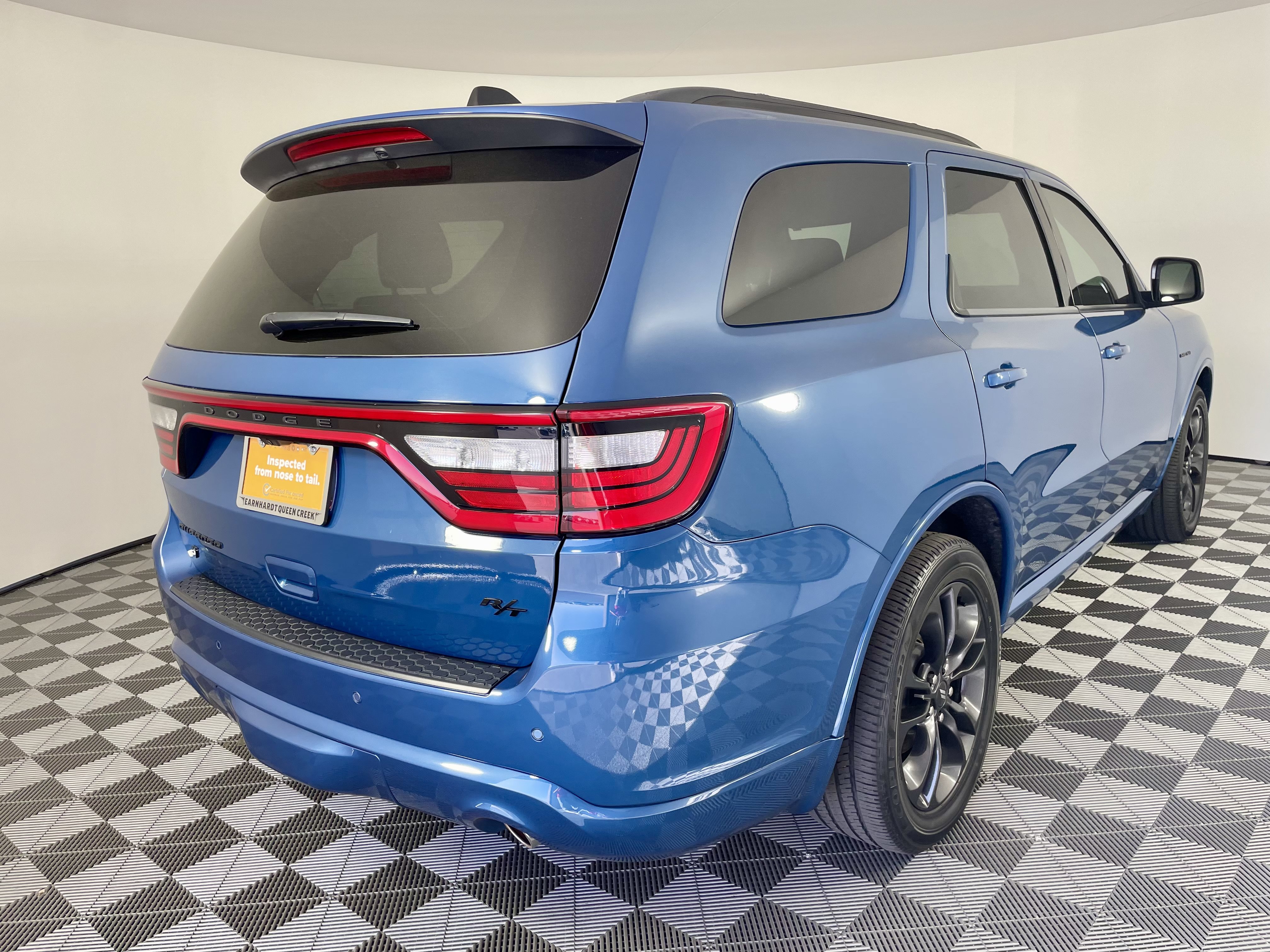 Certified 2023 Dodge Durango R/T w/ Blacktop Package AWD/4WD image 4