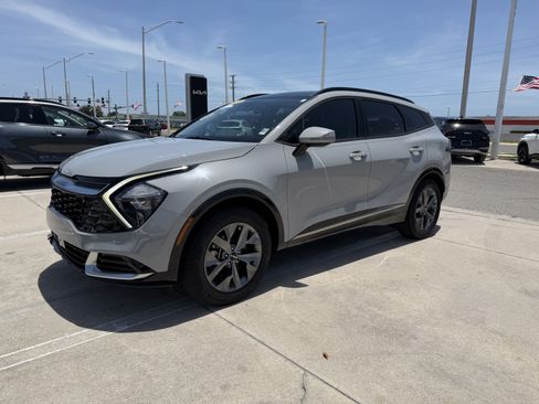Used 2023 Kia Sportage SX FWD image 8