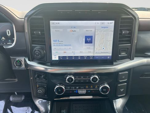 Used 2023 Ford F150 Lariat w/ Equipment Group 502A High AWD/4WD image 15