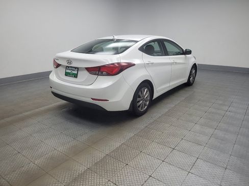 Used 2014 Hyundai Elantra SE w/ Option Group 02 FWD image 10
