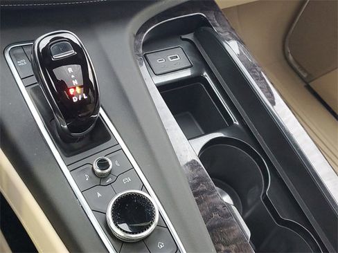 Used 2023 Cadillac Escalade ESV Premium Luxury w/ Performance Package image 28