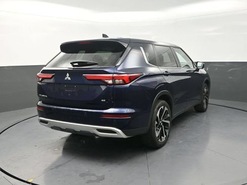 Used 2024 Mitsubishi Outlander FWD image 9