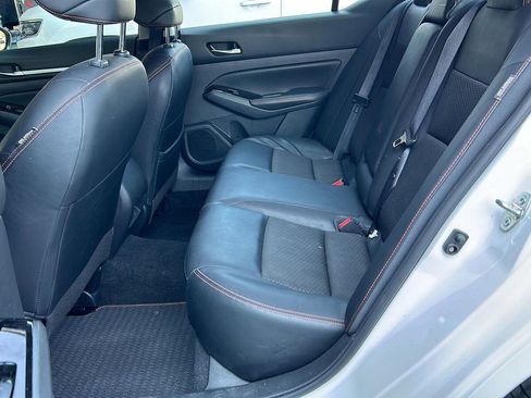 Used 2024 Nissan Altima 2.5 SR image 14