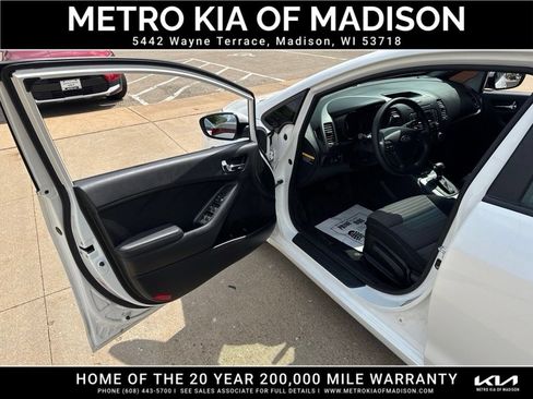 Used 2016 Kia Forte LX FWD image 11