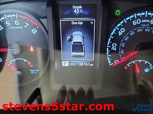 Used 2021 Toyota Tacoma SR5 image 17
