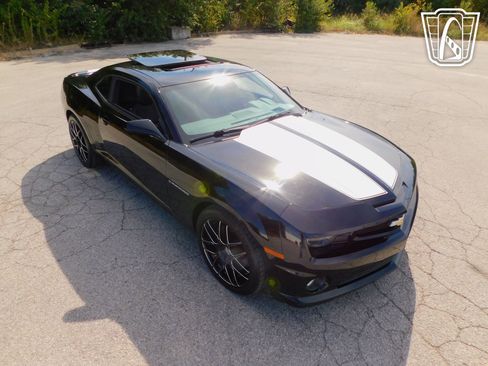 Used 2011 Chevrolet Camaro SS w/ RS Package image 33