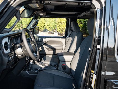 New 2026 Jeep Wrangler Unlimited Sport AWD/4WD image 14