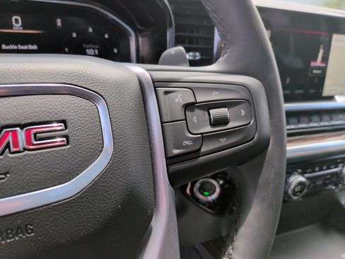 Used 2025 GMC Sierra 1500 Elevation w/ Elevation Premium Package AWD/4WD image 19