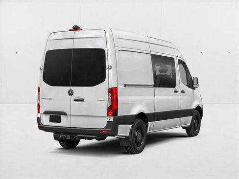 Used 2025 Mercedes-Benz Sprinter 2500 image 2