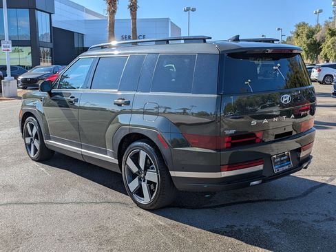 Used 2024 Hyundai Santa Fe Limited image 4