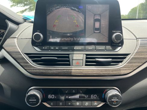 Used 2019 Nissan Altima 2.5 Platinum AWD/4WD image 5