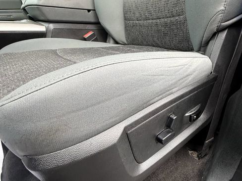 Used 2017 RAM 1500 Big Horn AWD/4WD image 13