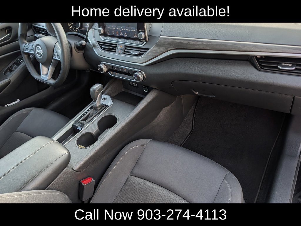 Used 2025 Nissan Altima 2.5 SV FWD image 31