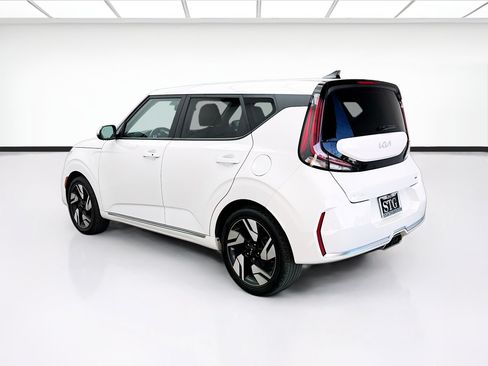 Used 2024 Kia Soul GT-Line FWD image 6