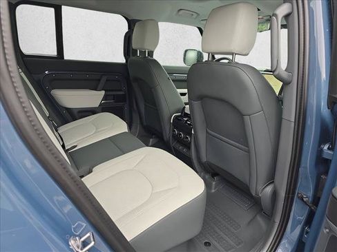 Used 2026 Land Rover Defender 110 S AWD/4WD image 11