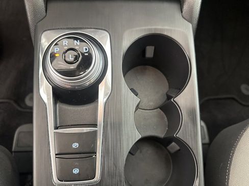 Used 2021 Ford Escape SE image 20