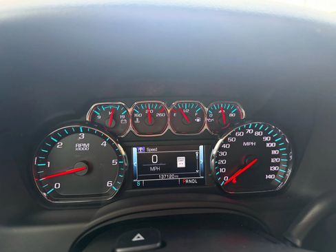 Used 2017 Chevrolet Tahoe LT image 10