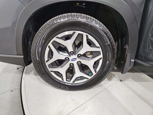 Certified 2021 Subaru Forester Premium image 28