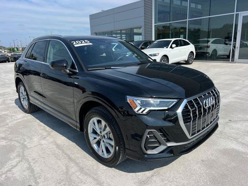 Certified 2025 Audi Q3 2.0T Premium w/ Convenience Package AWD/4WD image 3