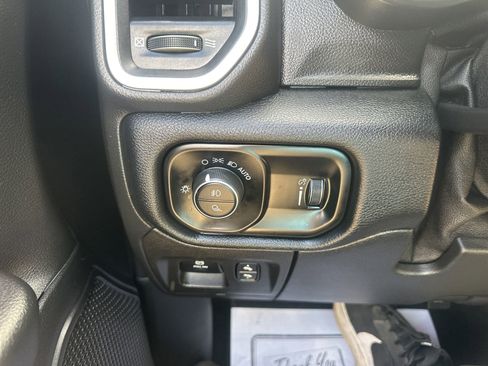 Used 2021 RAM 1500 Big Horn image 17