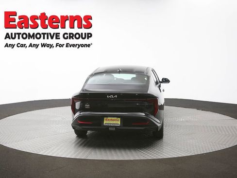 Used 2025 Kia K4 LXS image 36